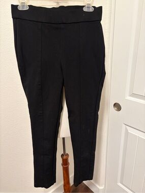 Anne Klein Black Leggings with Gold Logo